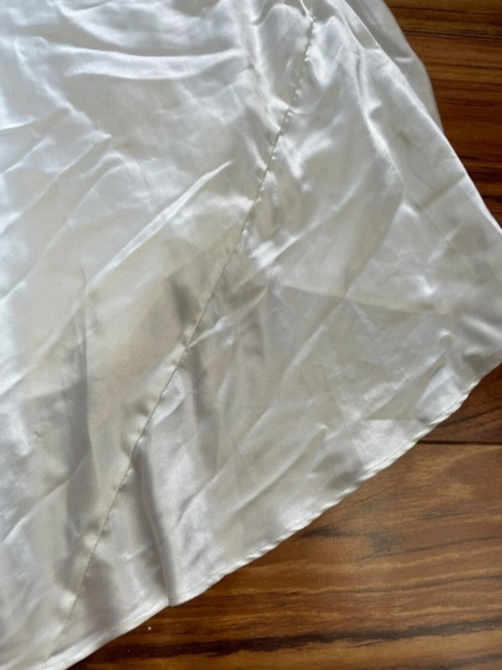 Victoria’s Secret Vintage Lace Trim Satin V-Neck Nightgown, White, Size M - Picture 13 of 13